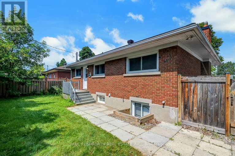 28624239/2390-sudbury-avenue/queensway-terrace-southridgeview/ottawa/ontario/K2C1L8_27