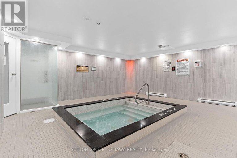 28457125/1111-2760-carousel-crescent/emerald-woodssawmill-creek/ottawa/ontario/K1T2N4_34