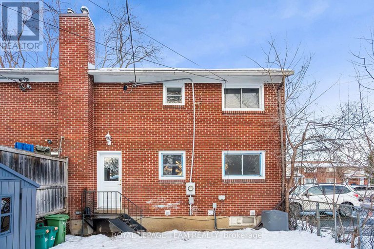 29392514/852-borthwick-avenue/castle-heightsrideau-high/ottawa/ontario/K1K2M8_49