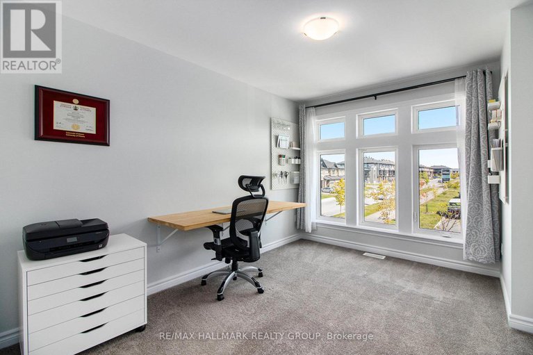 28862057/754-cairn-crescent/mer-bleuebradley-estatesanderson-park/ottawa/ontario/K1W0P4_24