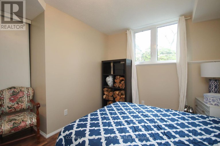28331293/a-6702-jeanne-darc-boulevard-n/orleans-wood/ottawa/ontario/K1C6E9_27