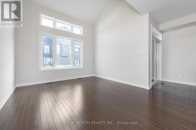 29241567/1024-kijik-crescent/blossom-parkkemp-parkfindlay-creek/ottawa/ontario/K1X0G9_12