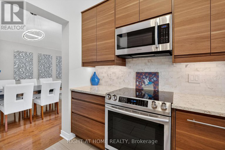 29346488/98-waterthrush-crescent/bridlewood/ottawa/ontario/K2M2V1_19