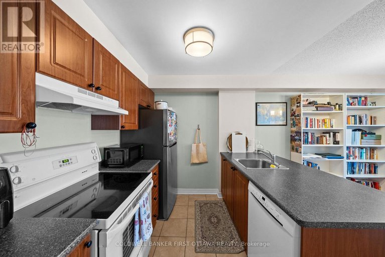 29584359/412-429-somerset-street-w/ottawa-centre/ottawa/ontario/K2P2P5_10