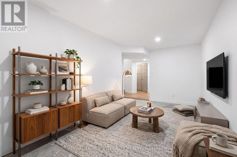 29608681/241-dion-avenue/town-of-rockland/clarence-rockland/ontario/K4K0M3_29