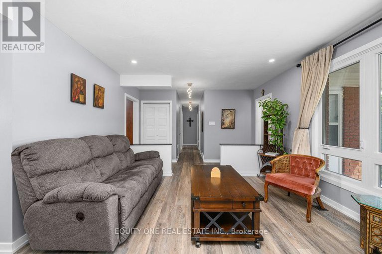 28621655/1041-wiseman-crescent/riverside-park/ottawa/ontario/K1V8J3_8