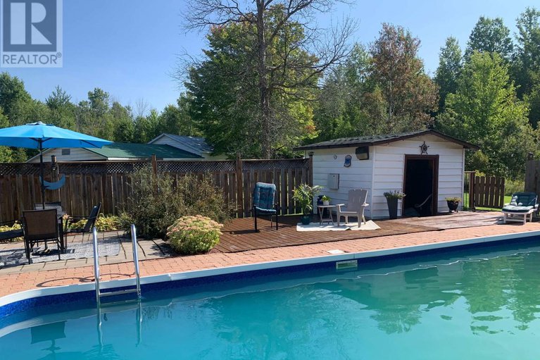 28823443/690-limerick-road/north-grenville-twp-kemptville-south/north-grenville/ontario/K0G1T0_23