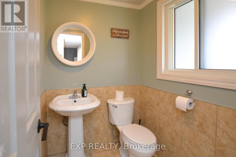 29617820/965-belvedere-avenue/town-of-rockland/clarence-rockland/ontario/K4K1H3_8