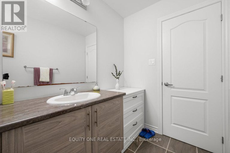 28360694/339-lamarche-avenue/orleans-village/ottawa/ontario/K1W0M9_33