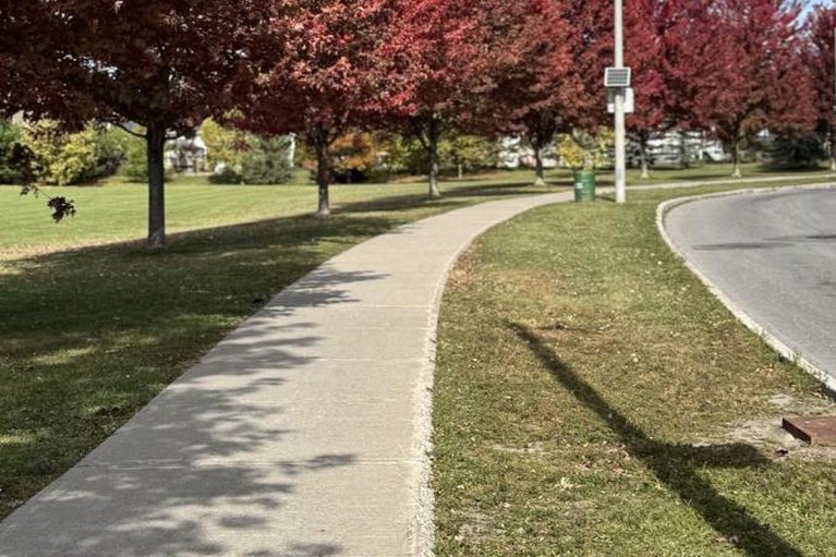 29035713/1916-montmere-avenue/notting-hillsummerside/ottawa/ontario/K4A0E7_47