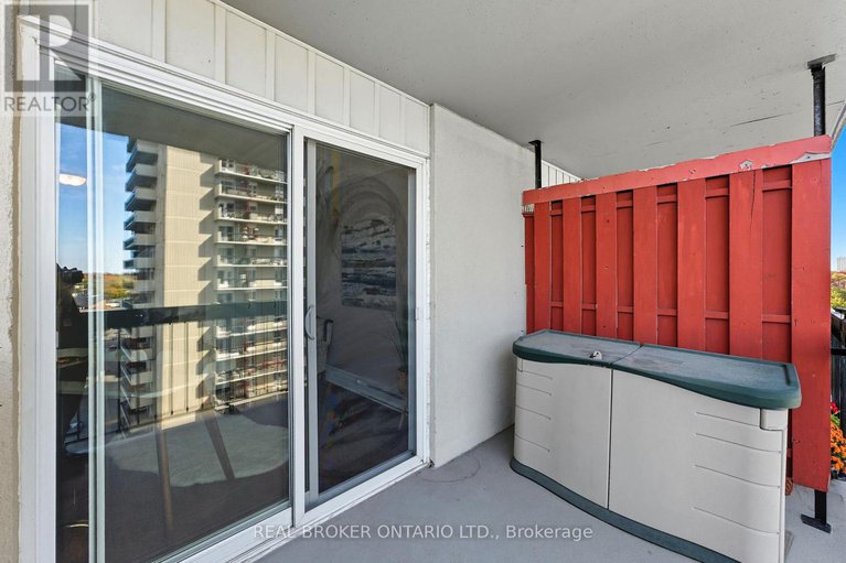 28953393/907-158c-mcarthur-avenue/vanier/ottawa/ontario/K1L8E7_22