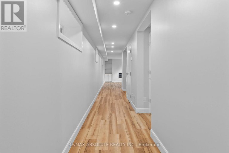 29124696/121-evelyn-avenue/ottawa-east/ottawa/ontario/K1S5K1_35