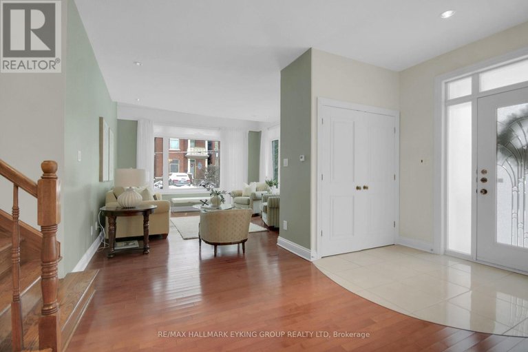 29252195/121-macdonald-street/ottawa-centregolden-triangle/ottawa/ontario/K2P1H7_5