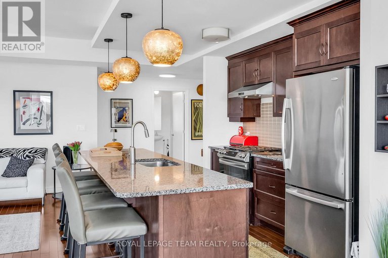 28487683/413-575-byron-avenue/mckellarhighland/ottawa/ontario/K2A1R7_9