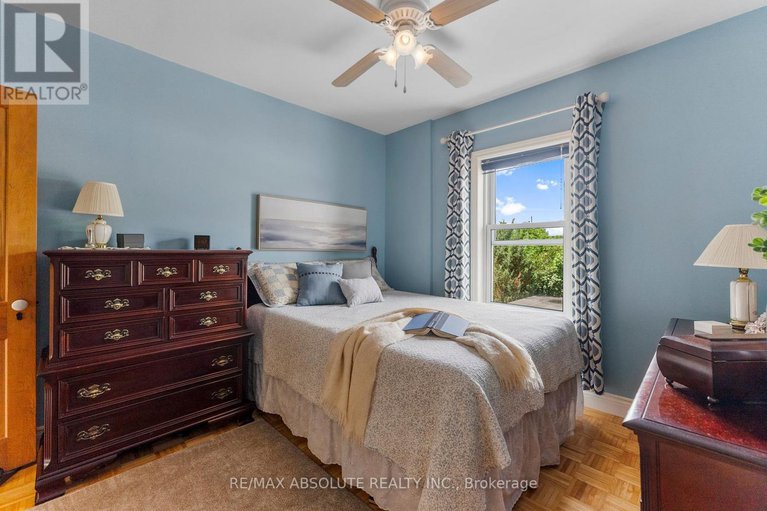 28590613/8-river-road/mcnabbraeside-twps/mcnabbraeside/ontario/K7S1R3_18