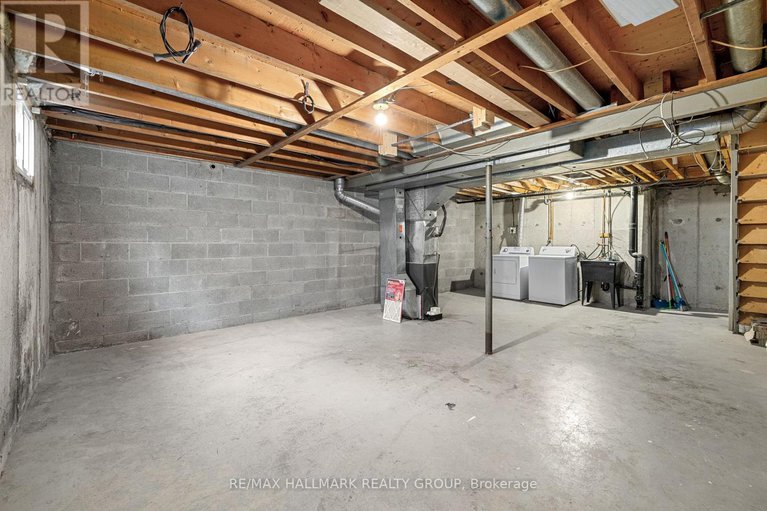 29382127/c-1458-heatherington-road/heron-gateindustrial-park/ottawa/ontario/K1V6S1_26