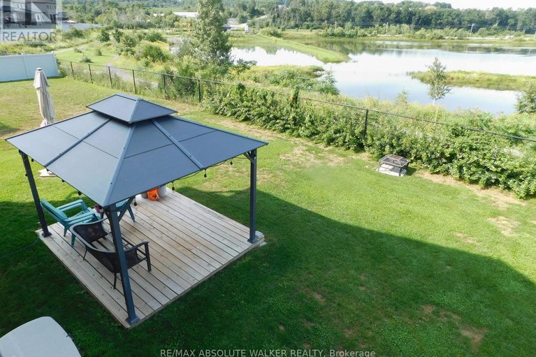 29450654/1013-diamond-street/clarencerockland-twp/clarence-rockland/ontario/K4K0H7_31