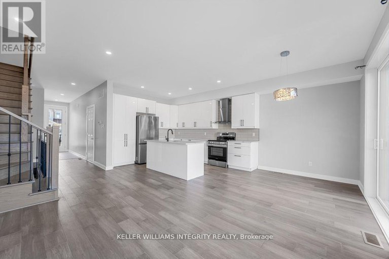 28308587/a-875-contour-street/mer-bleuebradley-estatesanderson-park/ottawa/ontario/K1W0G6_13