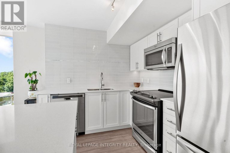 28649202/609-1035-bank-street/glebe/ottawa/ontario/K1S5K3_27
