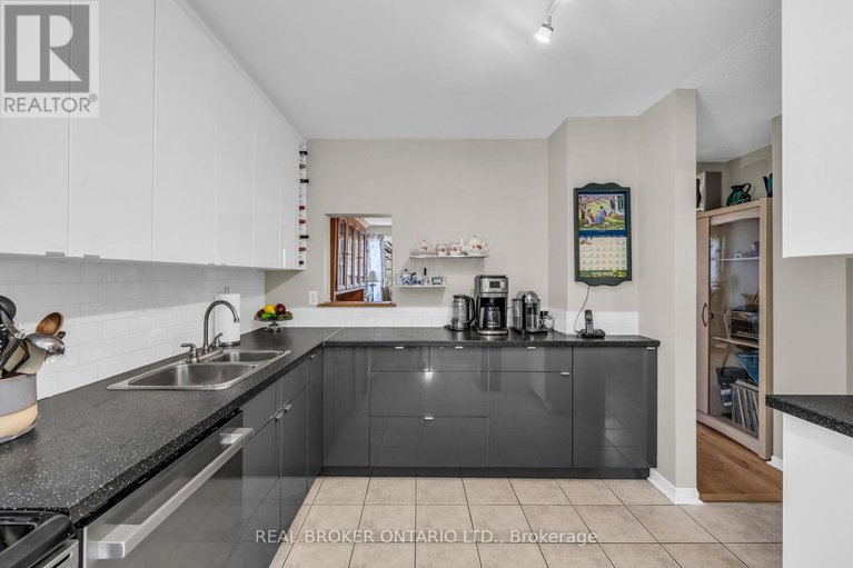 28306160/138-mcclintock-way/katimavik/ottawa/ontario/K2L2A4_6
