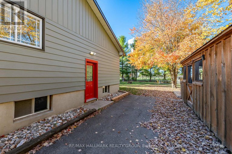 29013093/404-bouchard-street/russell-twp/russell/ontario/K4R1E5_30
