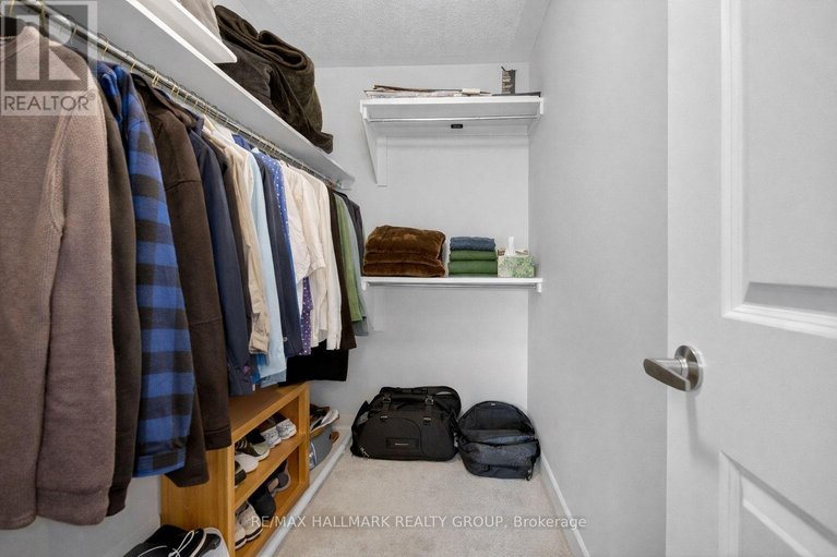 29577723/58-teelin-circle/half-moon-bay/ottawa/ontario/K2J6T9_27