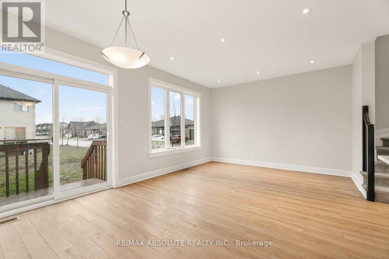 29611868/34-taber-street/carleton-place/carleton-place/ontario/K7C0H2_14