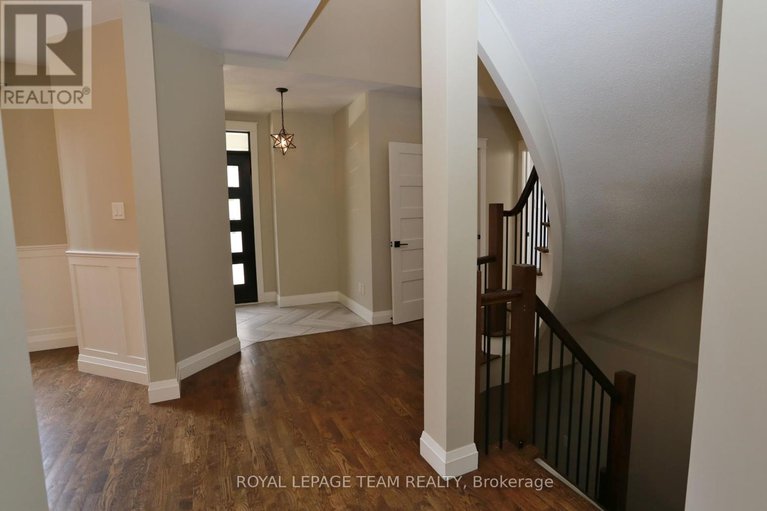 28738556/78-friendly-crescent/stittsville-south/ottawa/ontario/K2S2B5_4