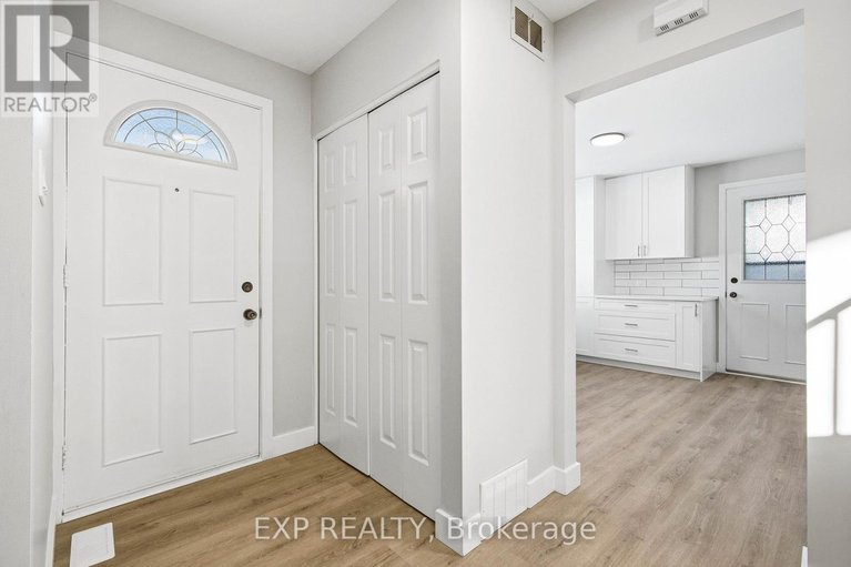 29533055/2158-fillmore-crescent/beacon-hill-north/ottawa/ontario/K1J6A4_9