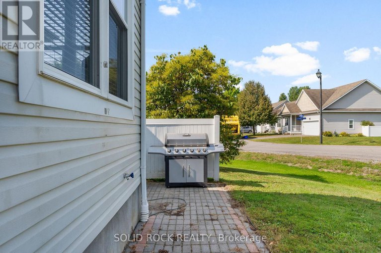28848502/659-country-trail-private/carlsbad-springs/ottawa/ontario/K0A1K0_25