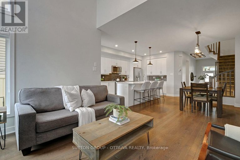 28755525/4949-abbott-street-e/emerald-meadowstrailwest/ottawa/ontario/K2S1E7_9