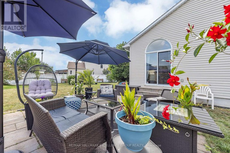 28730697/2677-chamberland-street/town-of-rockland/clarence-rockland/ontario/K4K0A5_38