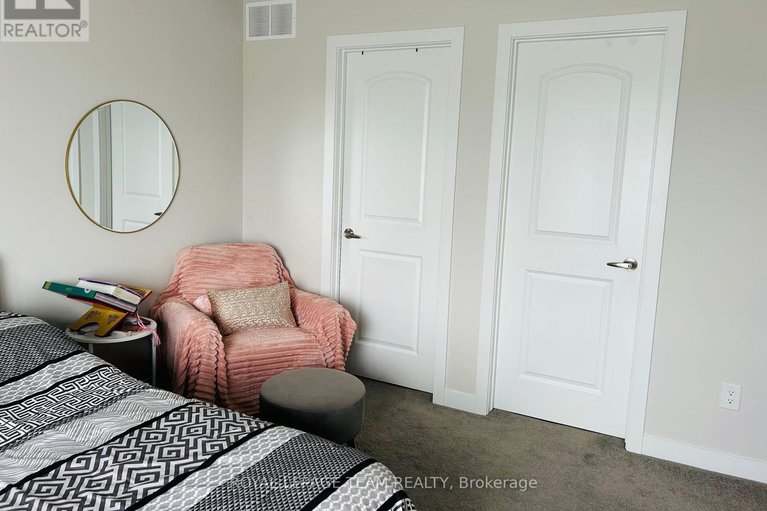 28576259/3040-travertine-way/half-moon-bay/ottawa/ontario/K2J6W9_20