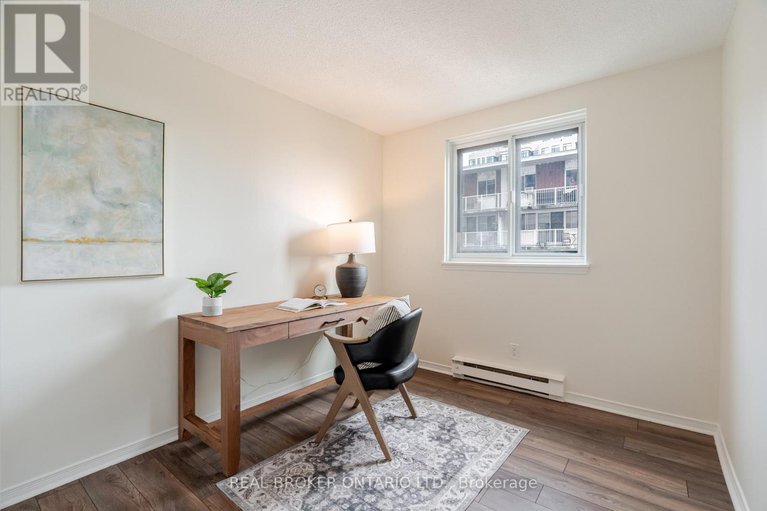 29063221/906-199-kent-street/ottawa-centre/ottawa/ontario/K2P2K8_21