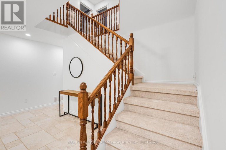 28783066/3-east-healey-avenue/stittsville-south/ottawa/ontario/K2S1J9_26
