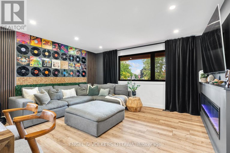 28912117/2-davies-court/glencairnhazeldean/ottawa/ontario/K2L1L6_7