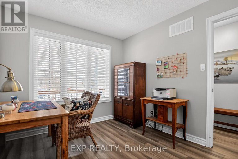 29209594/318-finner-court/almonte/mississippi-mills/ontario/K0A1A0_29