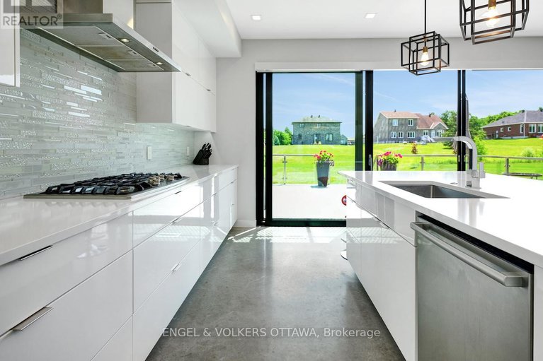 28726162/46-forest-hill-road/long-sault/south-stormont/ontario/K0C1P0_17