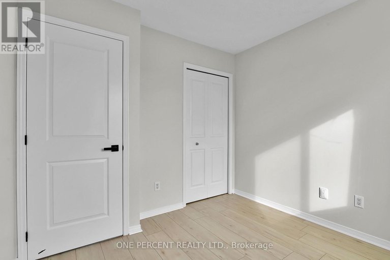 29244375/563-burleigh-private/cyrville/ottawa/ontario/K1J1J9_27