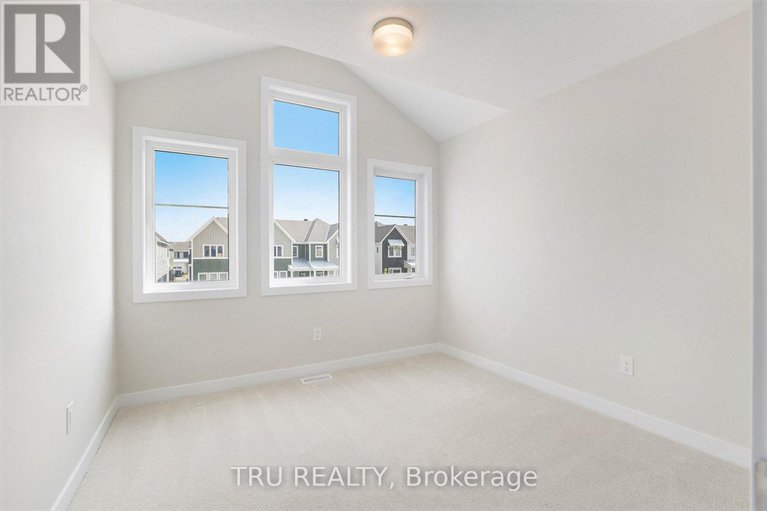 28628636/531-oldenburg-avenue/btwn-franktown-rd-fallowfield-rd/ottawa/ontario/K0A2Z0_24