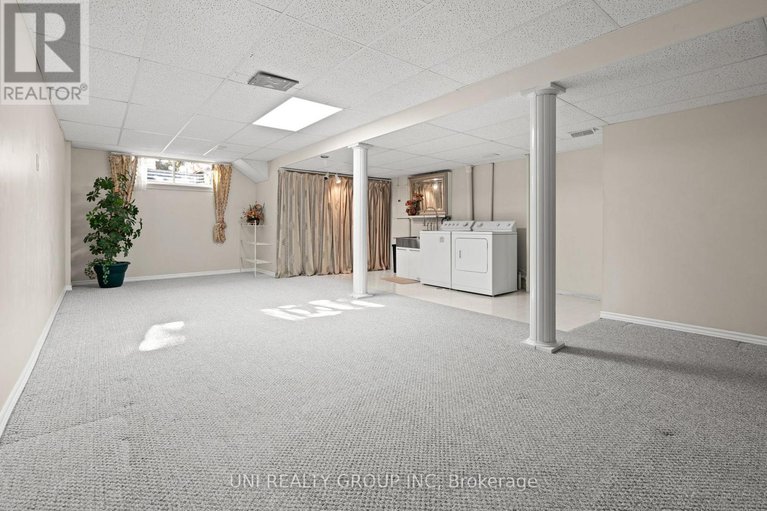 29005763/1720-jobin-crescent/carson-grove/ottawa/ontario/K1J1C5_31