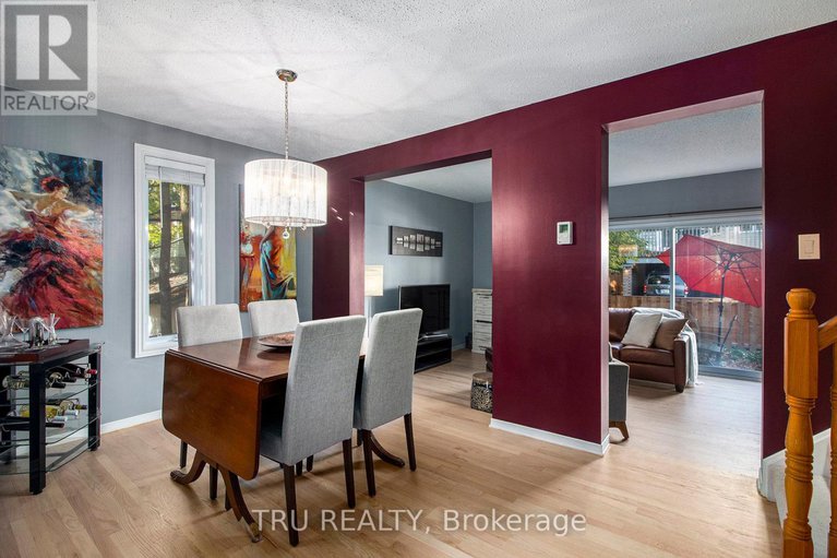 28954412/1132-chimney-hill-way/beacon-hill-south/ottawa/ontario/K1J8Z6_4