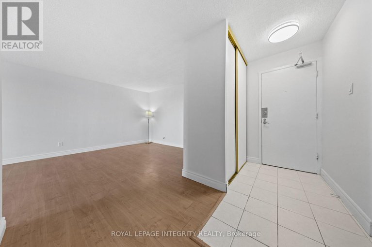 29046405/1201-900-dynes-road/carleton-square/ottawa/ontario/K2C3L6_8