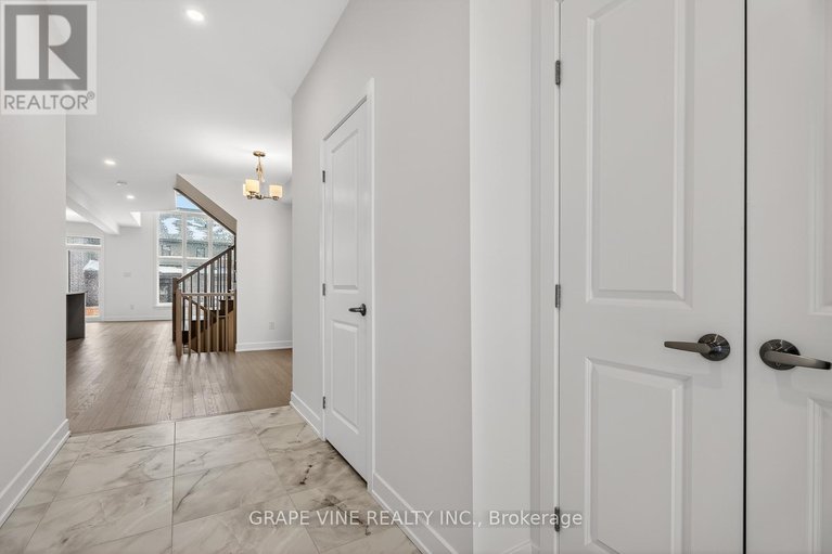 29267393/445-haresfield-court/riverside-southgloucester-glen/ottawa/ontario/K4M0B6_6