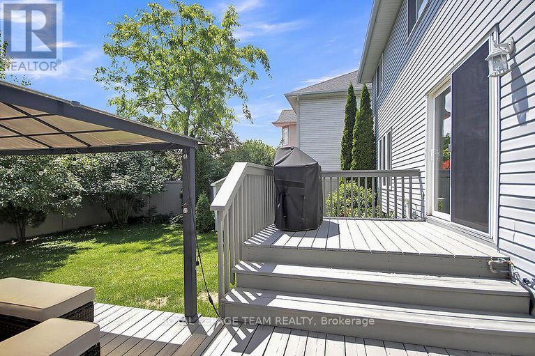 28519843/23-windgate-crescent/emerald-meadowstrailwest/ottawa/ontario/K2M2X1_46