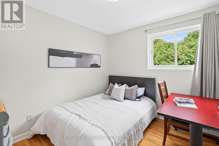 29114746/1153-adirondack-drive/kenson-park/ottawa/ontario/K2C2V2_24