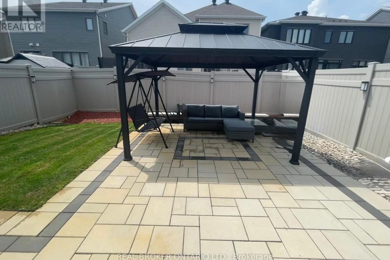 29417317/642-continental-avenue/emerald-meadowstrailwest/ottawa/ontario/K2S1B6_36