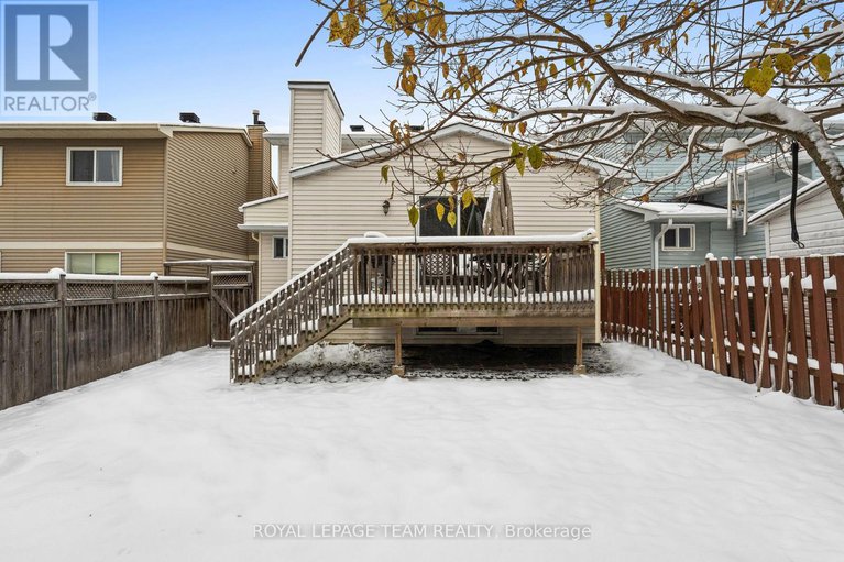 29111862/828-kingfisher-crescent/chatelaine-village/ottawa/ontario/K1E2L4_43