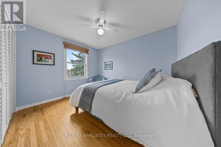 28820212/605-falwyn-crescent/fallingbrookridgemount/ottawa/ontario/K4A2B4_35