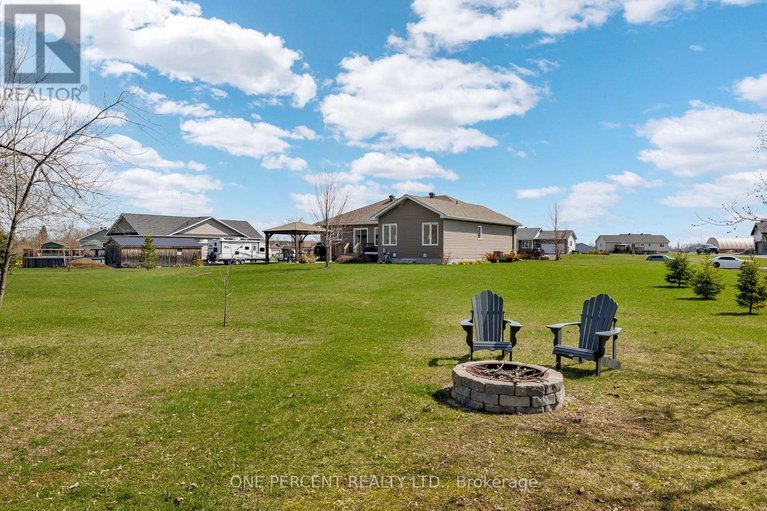 29647560/3012-drew-drive/north-dundas-mountain-twp/north-dundas/ontario/K0E1W0_31